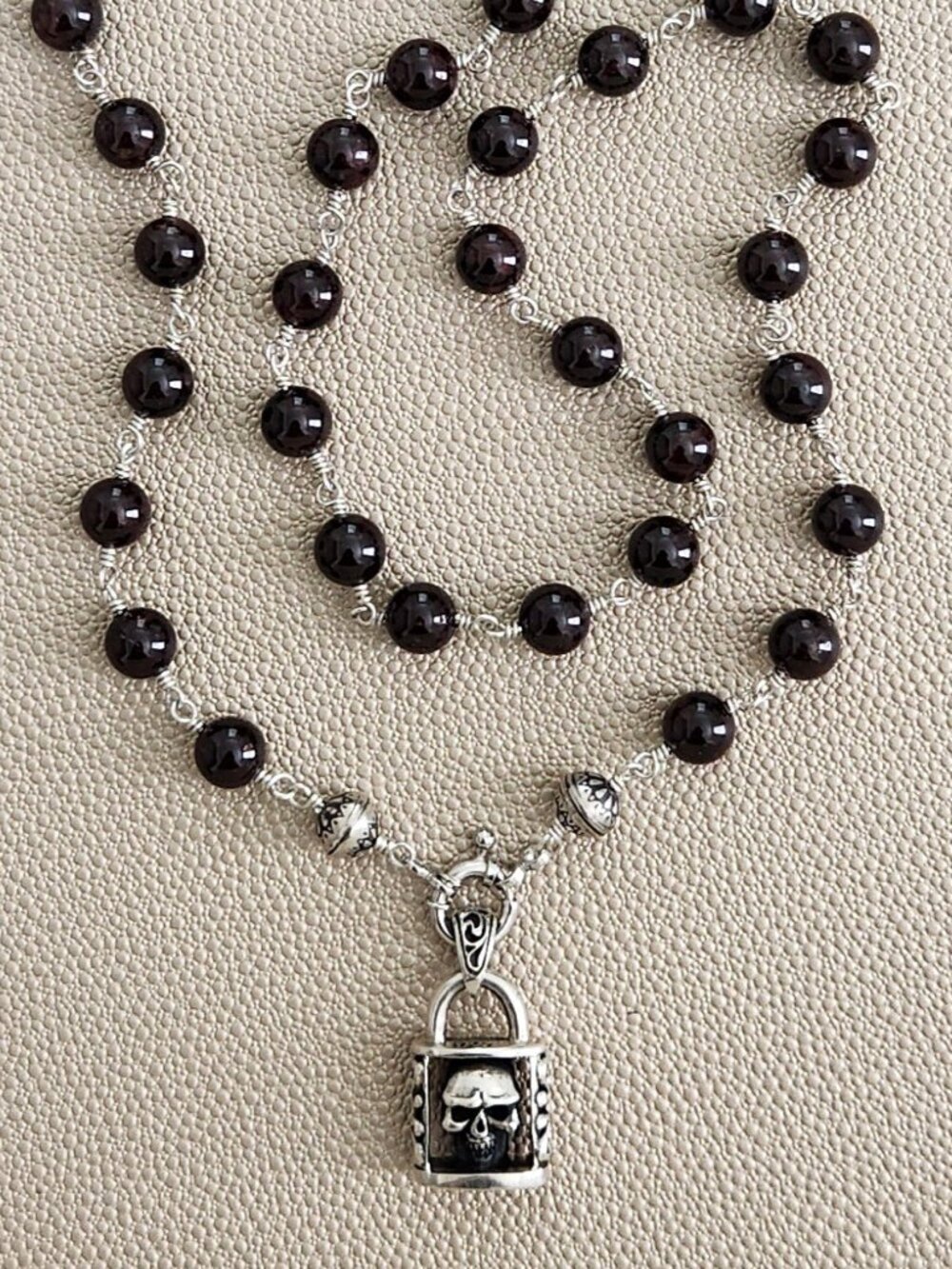 .GARNET NECKLACE W/ 925 SILVER SKULL LOCK--24"
